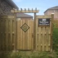 Gate with insert and pergola top